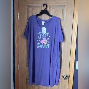 Nite Nite by Munki Munki short sleeve sleepshirt with pockets. Women’s plus 2X